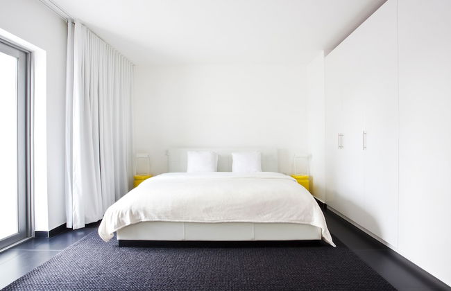 Blanc Kara - Adults Only - Foto 9