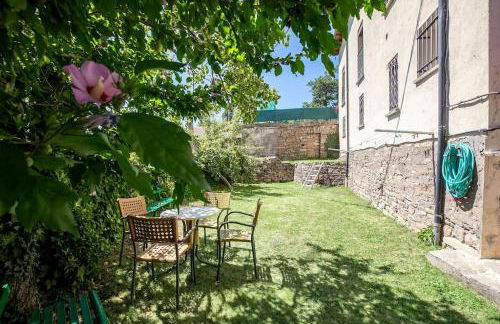 Casa Feli - APARTAMENTO con JARDÍN PRIVADO en los PIRINEOS - Foto 1