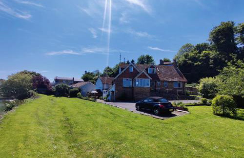 Historic river side cottage - top apartment - Foto 40