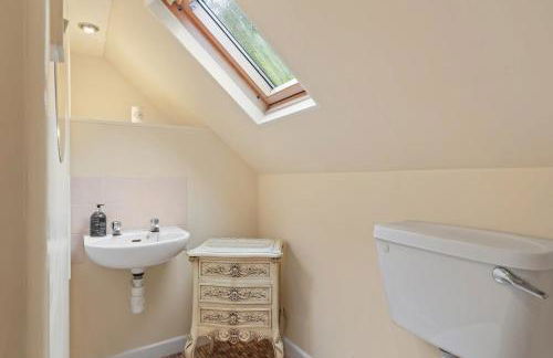 Cosy Home on the Waterfront Private Parking - Foto 15