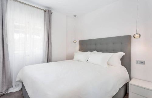 by RIVA - Gorgeous 2 Bedroom Apartment in Centre of Puerto Banus - Foto 11