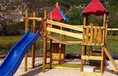 Mushroom house - Sleeps 4 - Pets Ok - Parking - Foto 5