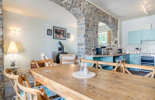 Court Cottage - Photo 6