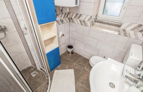 1 Bedroom Beautiful Home In Jurdani - Foto 25