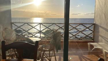 Max Neptuno 1st Line Beach Ocean View Apartment - Foto 2