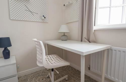 29 Ernest Dawes Avenue - Photo 20