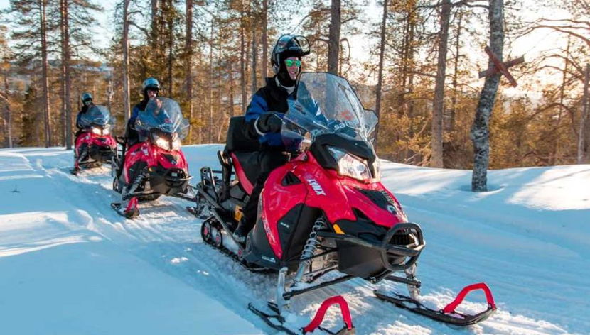 Rey de Ylläs: Ascenso a la colina en motonieve - Desde Ylläs - Foto 3