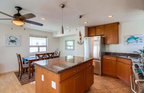 Beach Oasis - Rooftop, Steps2Sand and Water Views - Foto 28