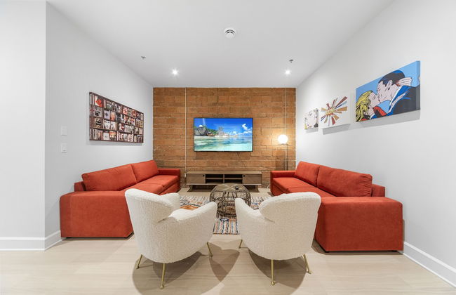 Elegant Suites De La Montagne- Dtwn Mtl - Photo 22