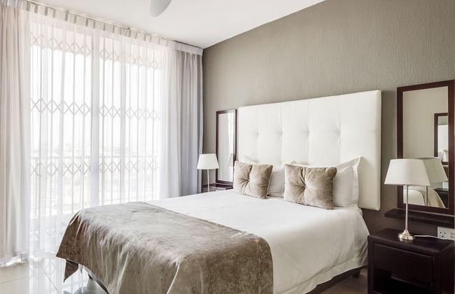 Infinity Self-Catering Apartments - Photo 6