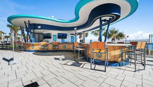 Seventh Floor Serenity, Updated 3BR with OceanFront Private Balcony at The Wyndham Ocean Walk Resort - Foto 4