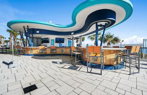 Breath Taking 3 BR Direct Oceanfront Condo with Private Balcony at The Wyndham Ocean Walk Resort - Foto 20