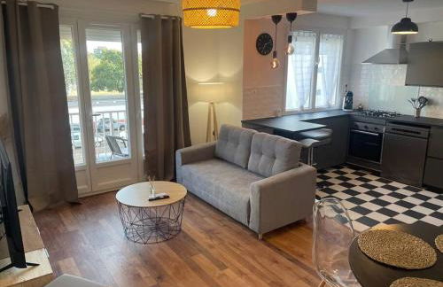 Bel appartement Meyzieu centre proche Tramway - Foto 1