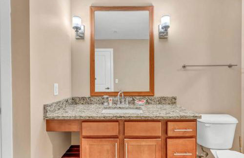 Luxury High-Rise Condo in Amazing Location | Gym - Photo 16