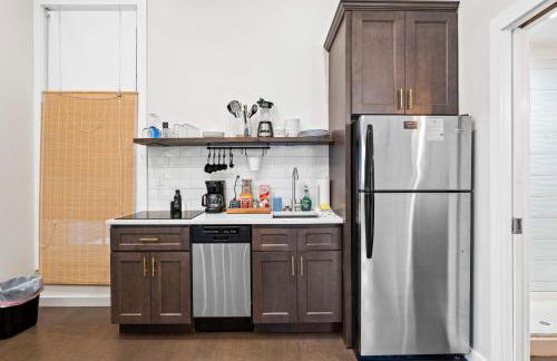 1BR with Parking - Walk to Convention Center & Stadiums - Foto 2