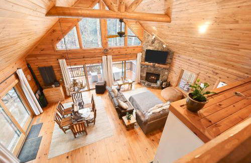 Jamesons Cabin! 8 Minutes to Wisp, HotTub, FirePit, Pets, EV Chgr - Foto 13