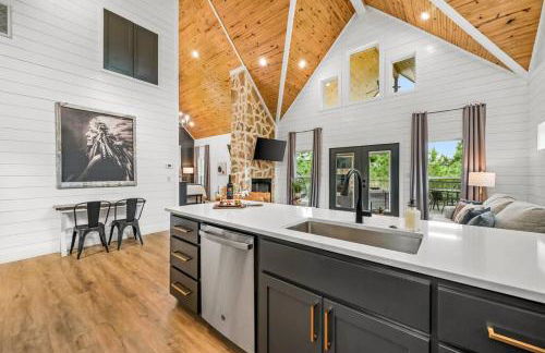 Double Arrow Cabin - Photo 29