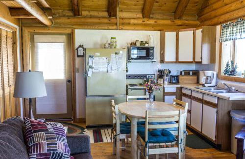Charming Cabin with Spectacular Mountain Views near Madison River in Ennis, Montana - Foto 31