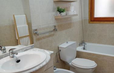 Origen Pelaire excelente limpieza y ubicacion - Photo 19