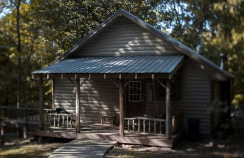 Rustic Cozy Cabin with Hot-tub in Carbondale, Illinois - Foto 6
