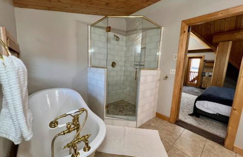 Lakefront Cabin, HotTub, Boat Launch - Foto 16