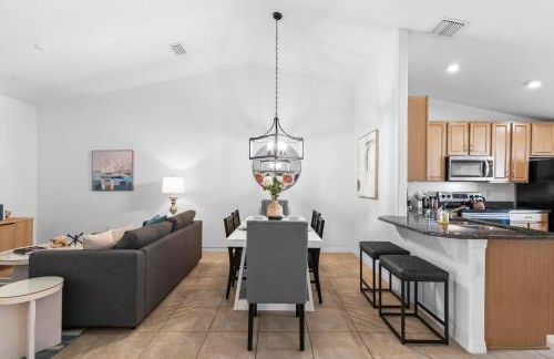 Beach House King Bed Pet Friendly! Fast Wi-Fi Netflix Garage - Foto 5