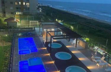 Resort em Barra velha, pé na areia e vista mar - Photo 2