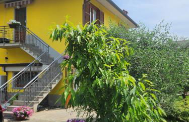 Appartamento L'ulivo 5 chilometri da Varenna vista lago in via privata - Foto 1