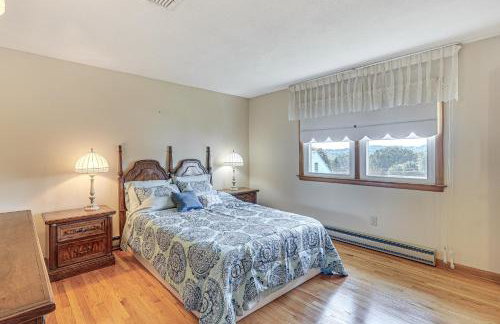 Watertown Home with Yard 1 Mi to Echo Lake Park! - Foto 11