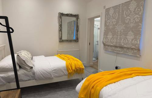 Beautiful 2 Bedroom Barn -Stansted Airport 2 miles - Foto 25