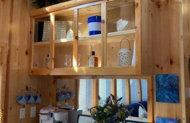 Knotty but Nice-sleeps 6-one minute to lake! - Foto 2