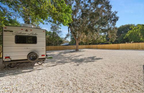 New Listing RV in Mount Dora 45 Mins from Disney - Foto 14