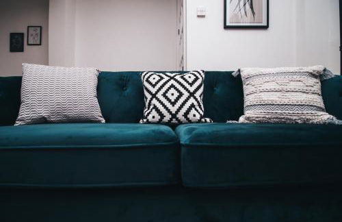 Commercial House, By Solace Stays - Foto 25