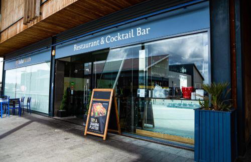 A luxury 2 bedroom apartment with 2 free parking - Foto 17