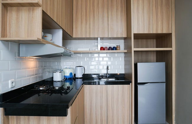 Best Location 2BR Ciputra International Apartment - Photo 12