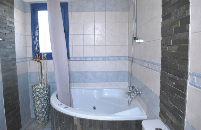 Sea Front Villa, Heated Private Pool, Amazing Location Paphos 323 - Foto 25