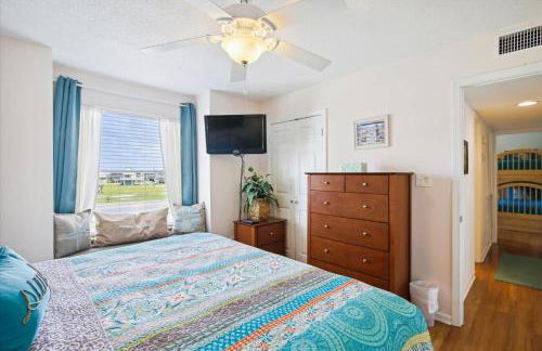 Pelican Path by Ryson Vacation Rentals - Photo 22