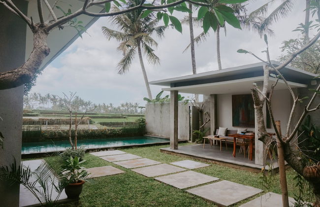 Anggira Villa Ubud - Photo 57