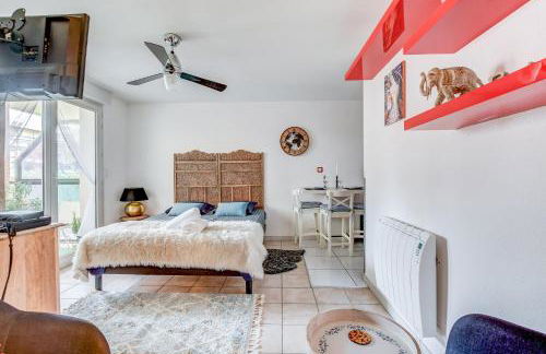 L Oasis studio proche hôpital et aéroport Piscine Parking &Netflix - Foto 9