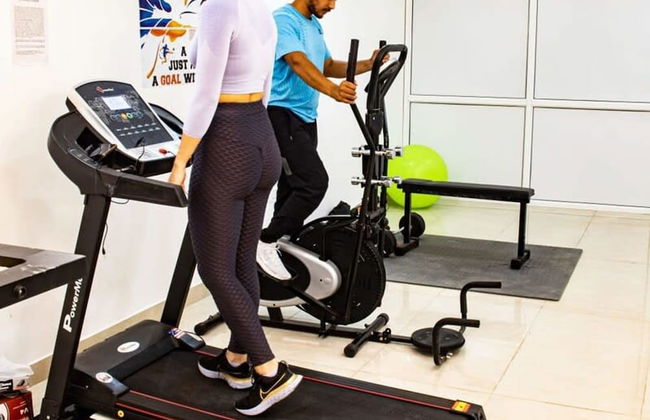 Relaxing 1 Bhk Service Apartment With Balcony Gym - Foto 24