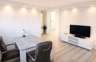 Frisch Renovierte Souterrain Wohnung - Foto 3