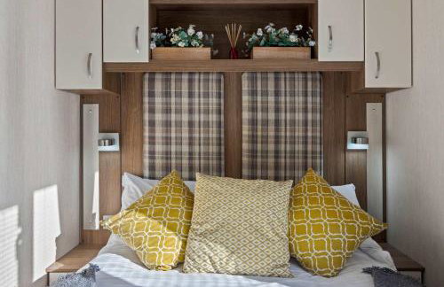 Retreat at the Lake - Fishing Lakes, Heated Outdoor Swimming Pool 500yrds on Sister Park , Pool Open April to September - Foto 26