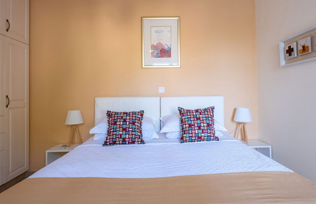 Santorini Mystique Garden - Photo 3