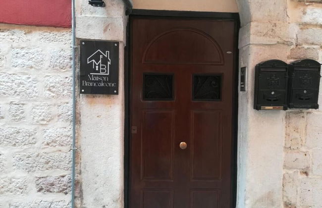 Maison Brancaleone Holiday Home - Photo 32