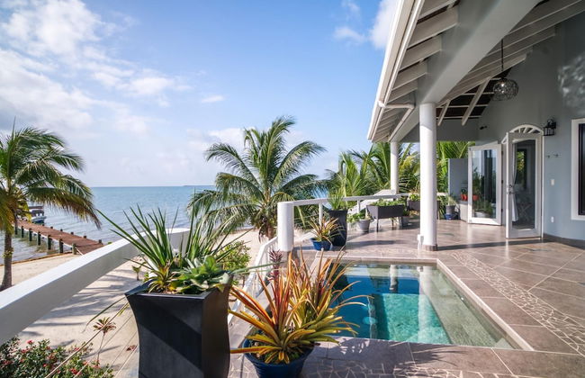 Luxury Oceanfront Villa w 2 Pools Beach Pier - Foto 5