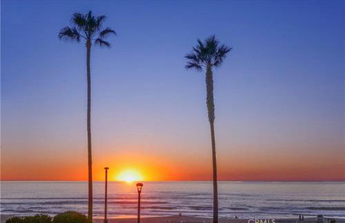 Amazing location, Unique Oceanfront Beach House! - Foto 43