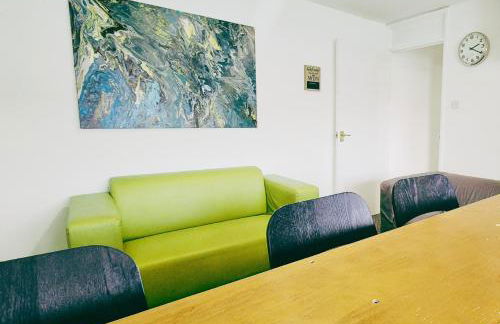 Comfy 3BR Flat on Quiet Street in Wollaton - Foto 7