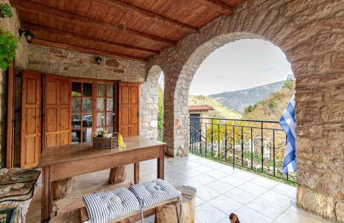 Stone Mountainhouse near Kalavryta, North Peloponnese, Greece - Foto 31