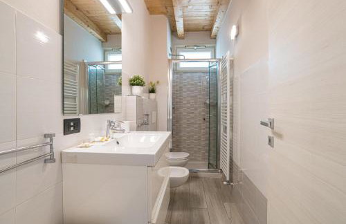 GuestHost - Carate Urio - Lakeview Apt with garage - Foto 19