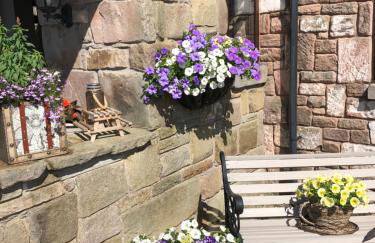 The Saddlery Cheshire - Photo 19